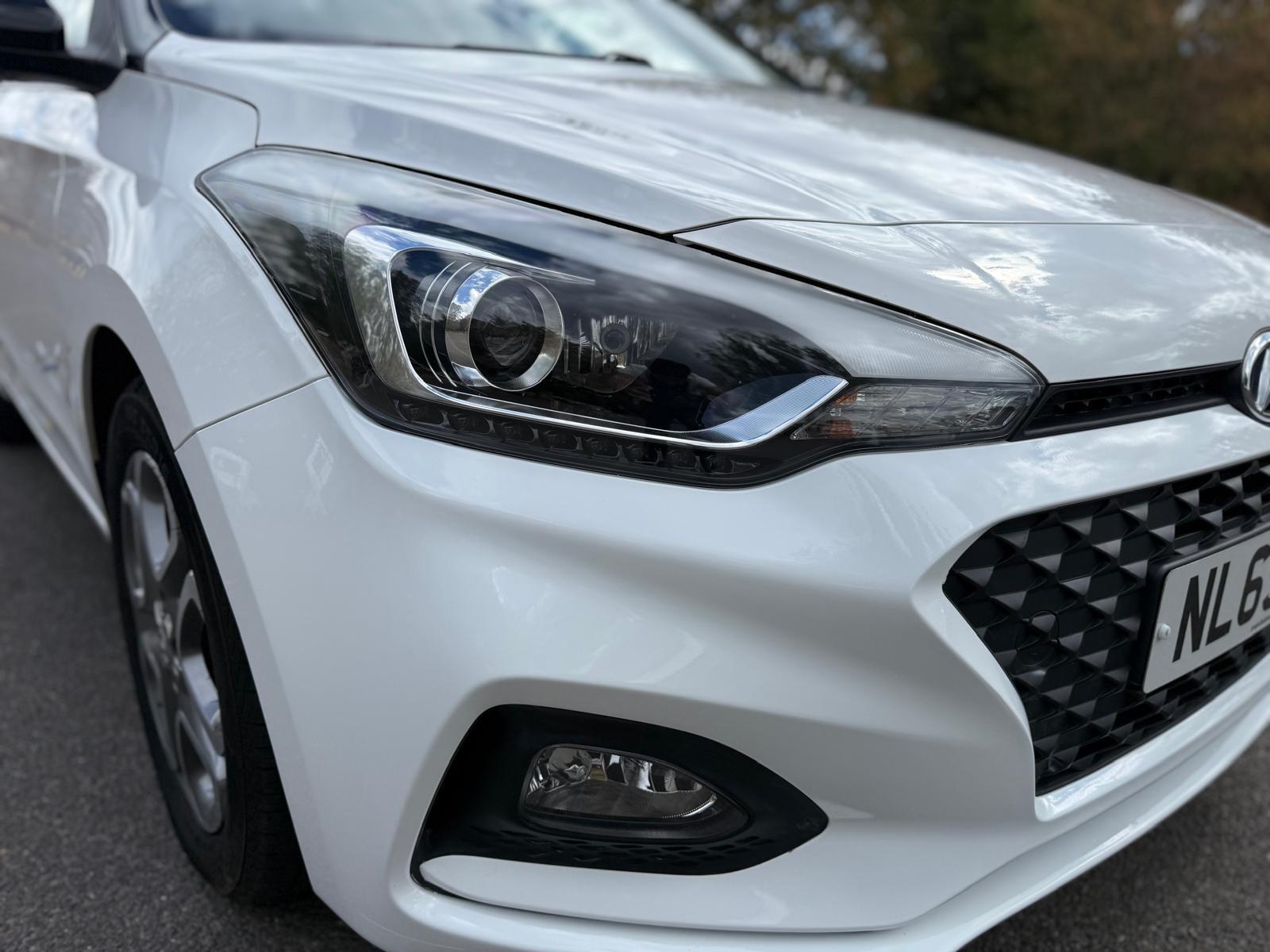 Hyundai i20 view 53