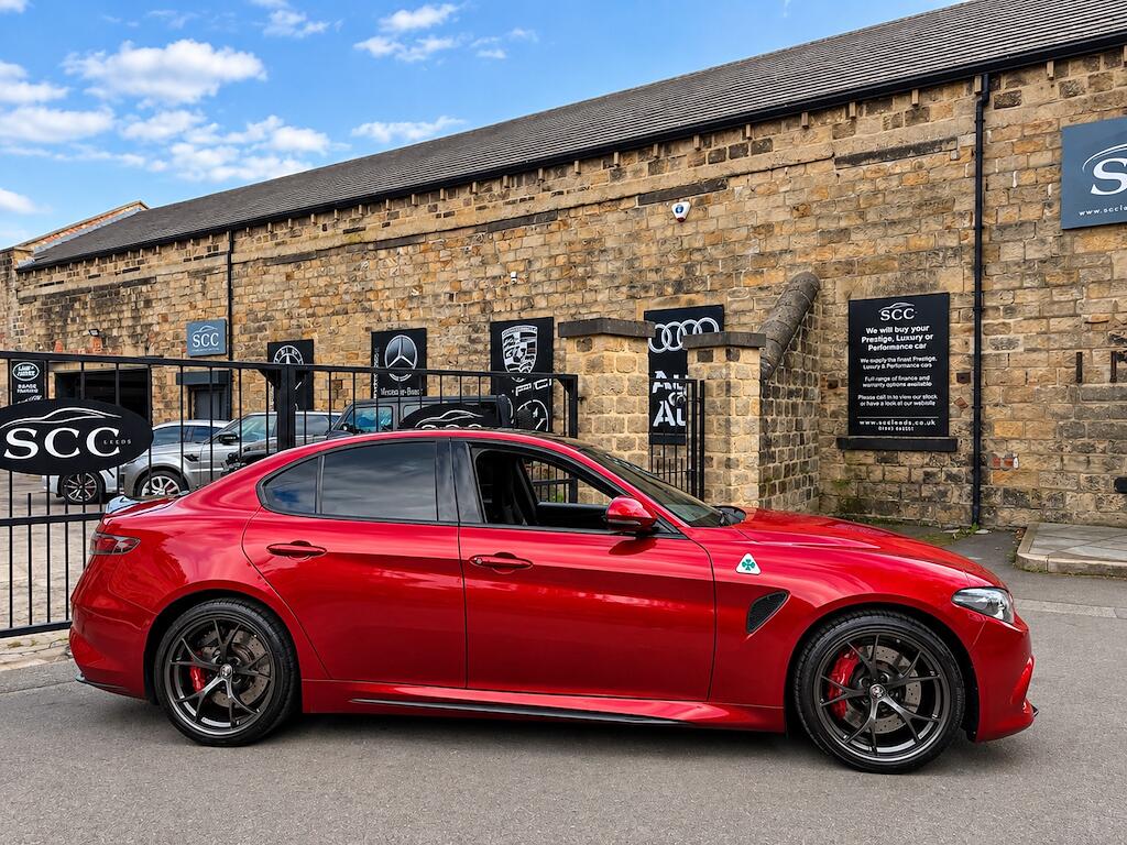 Alfa Romeo Giulia view 6