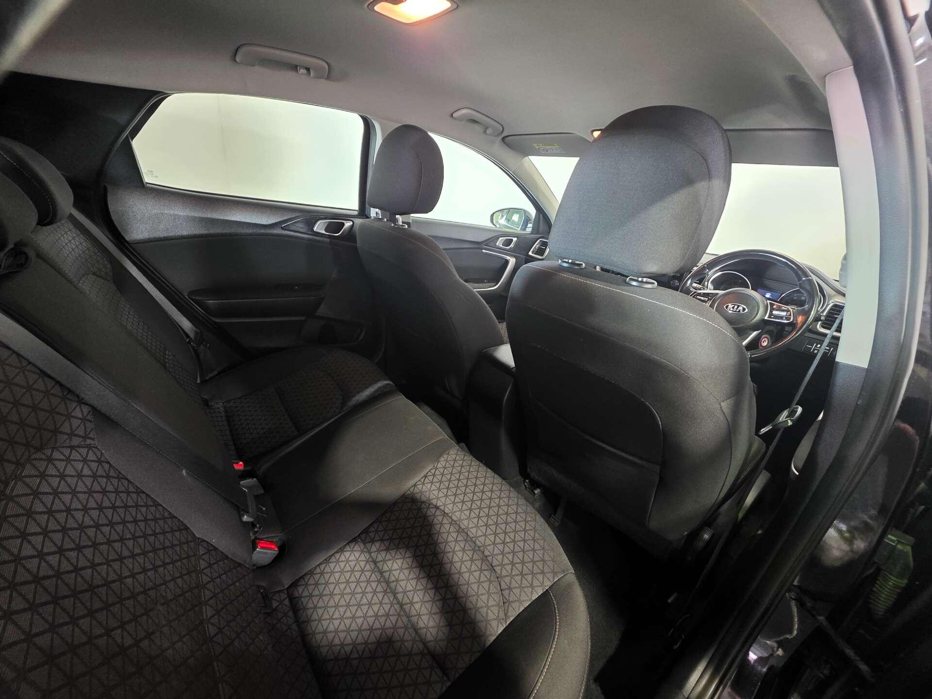 Kia Xceed view 37