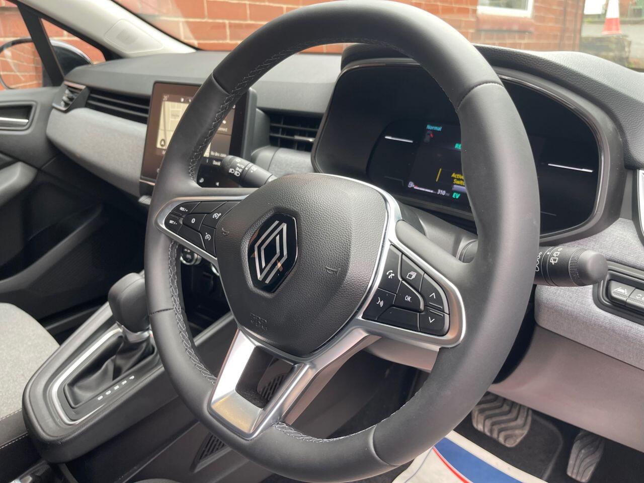 Renault Clio view 11