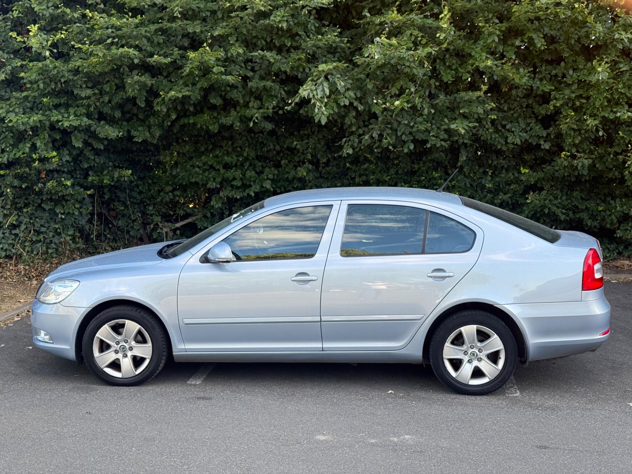Skoda Octavia view 2