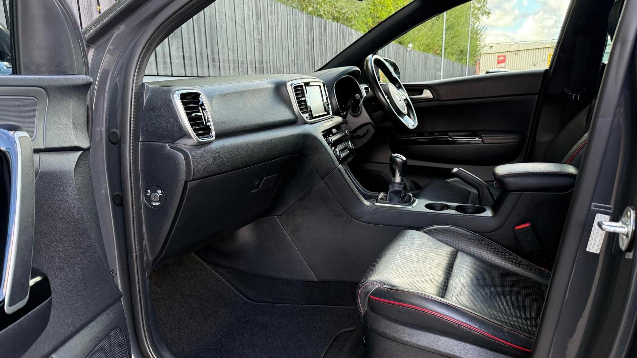 Kia Sportage view 24