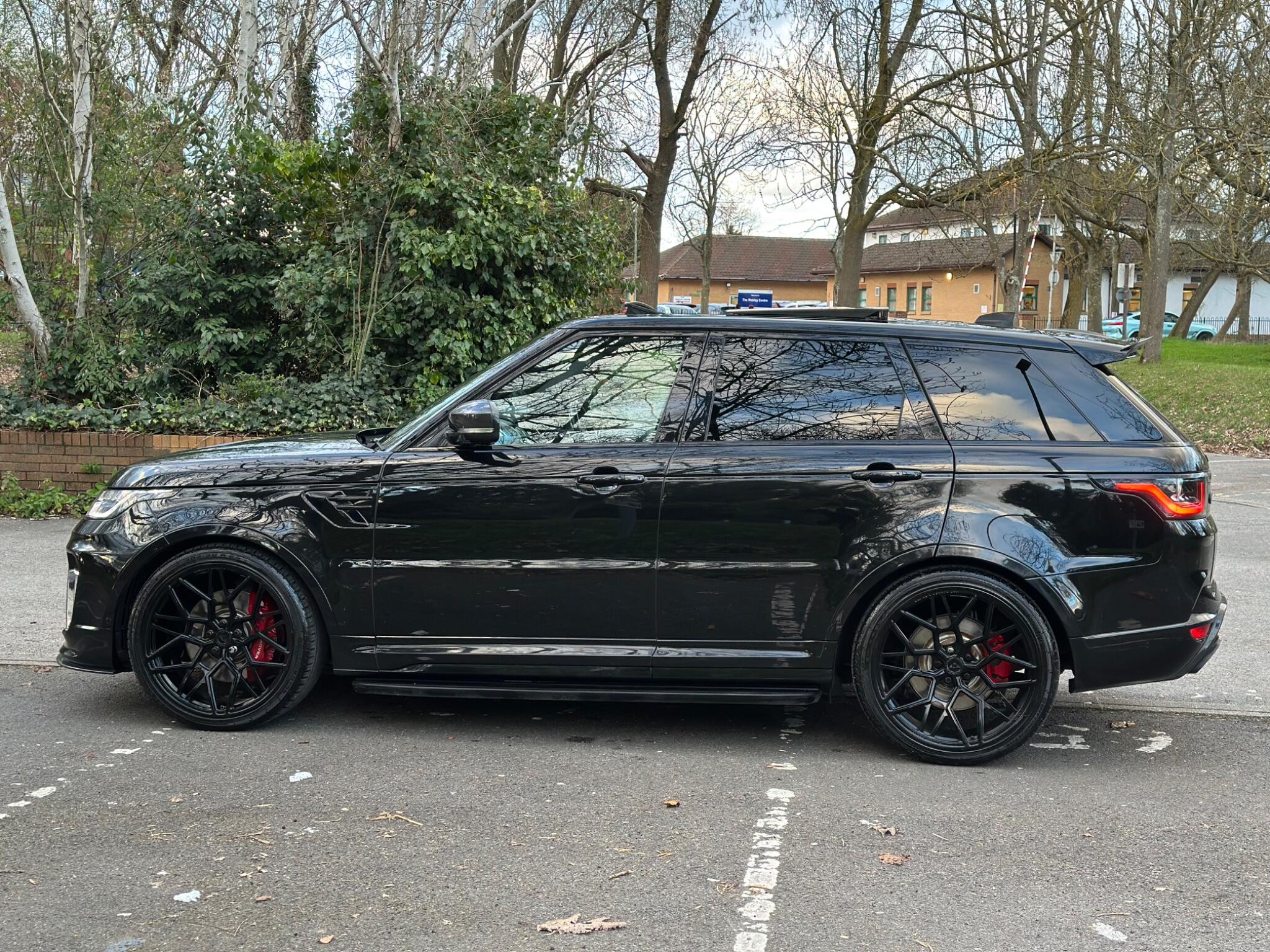 Land Rover Range Rover Sport view 6