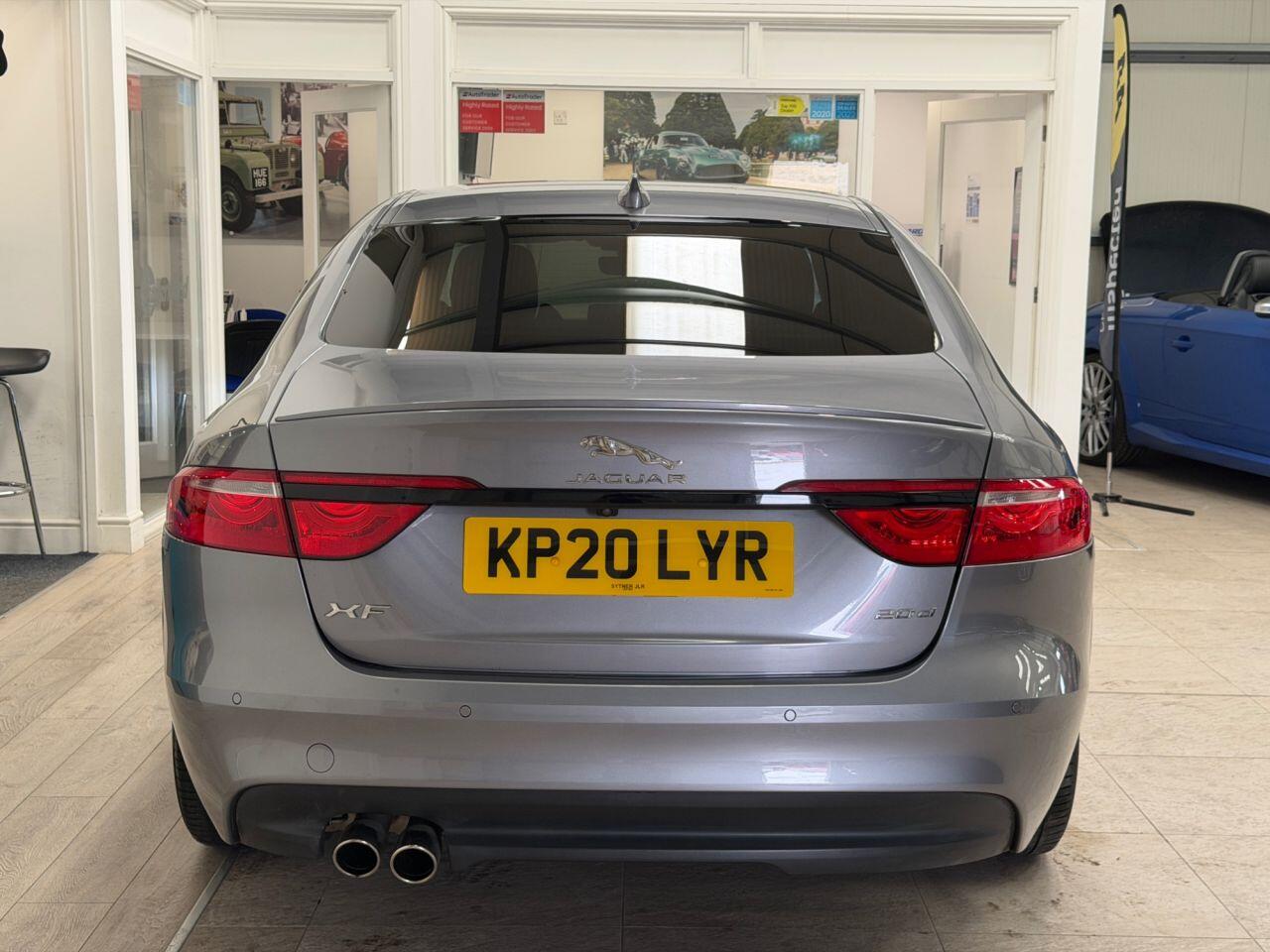 Jaguar XF view 30