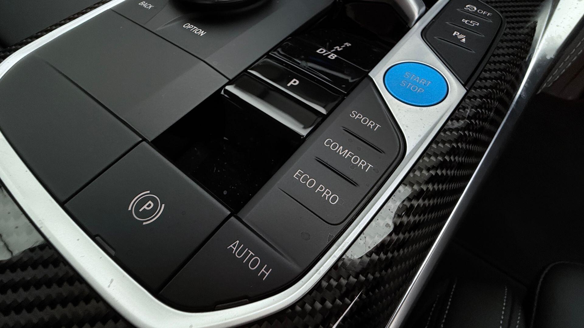 BMW I4 view 19