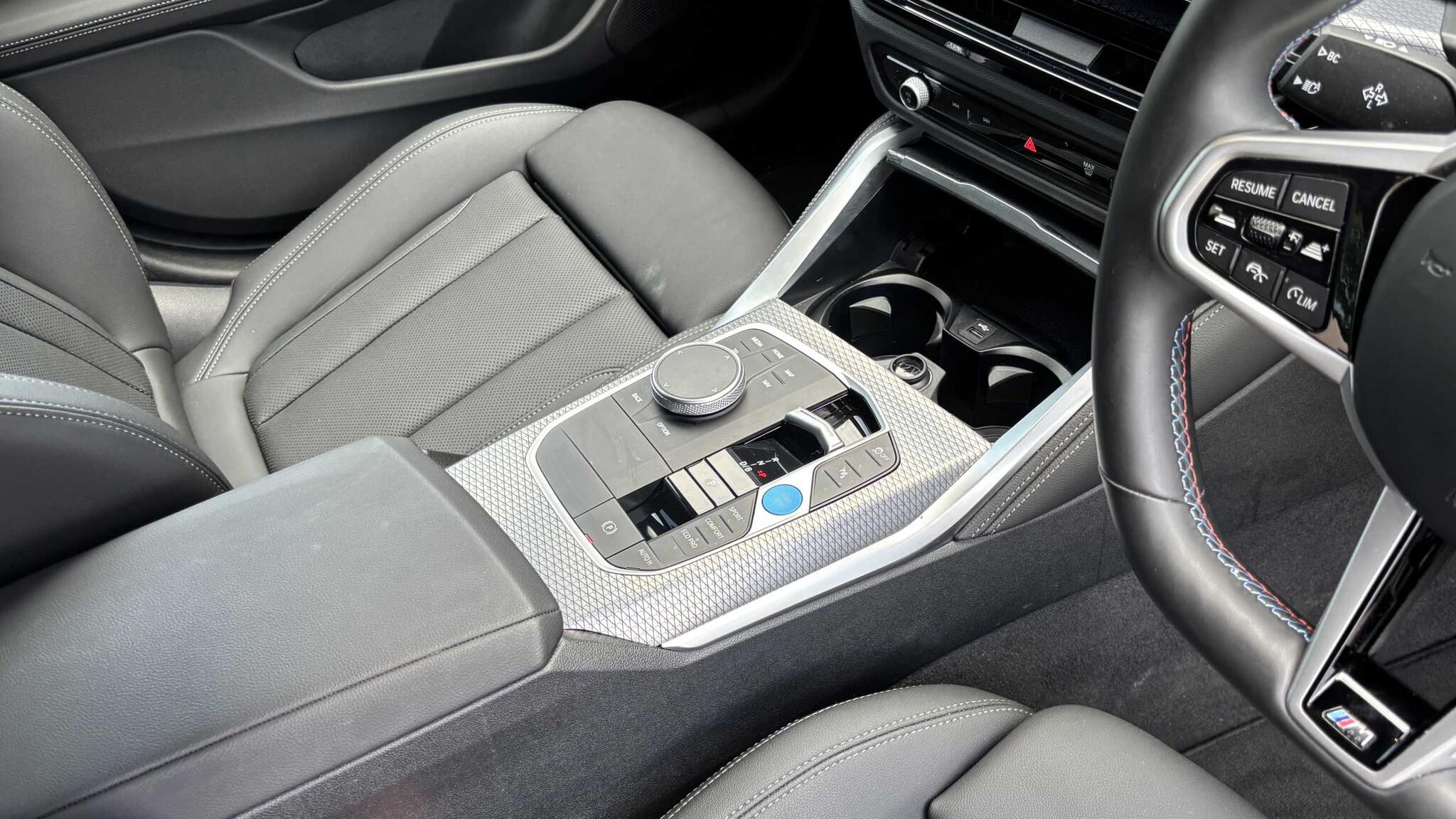 BMW i4 view 8