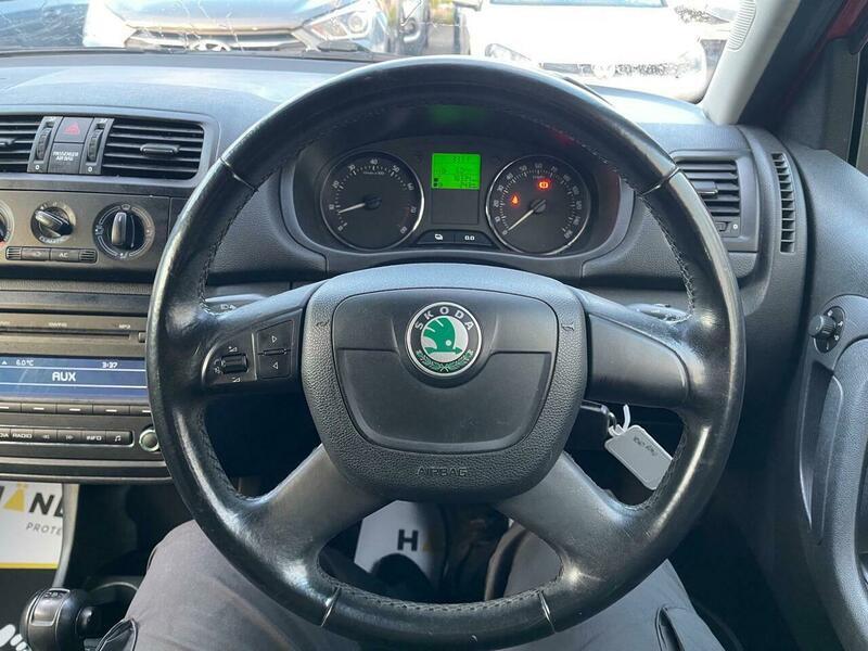 2010 Skoda Fabia image 41
