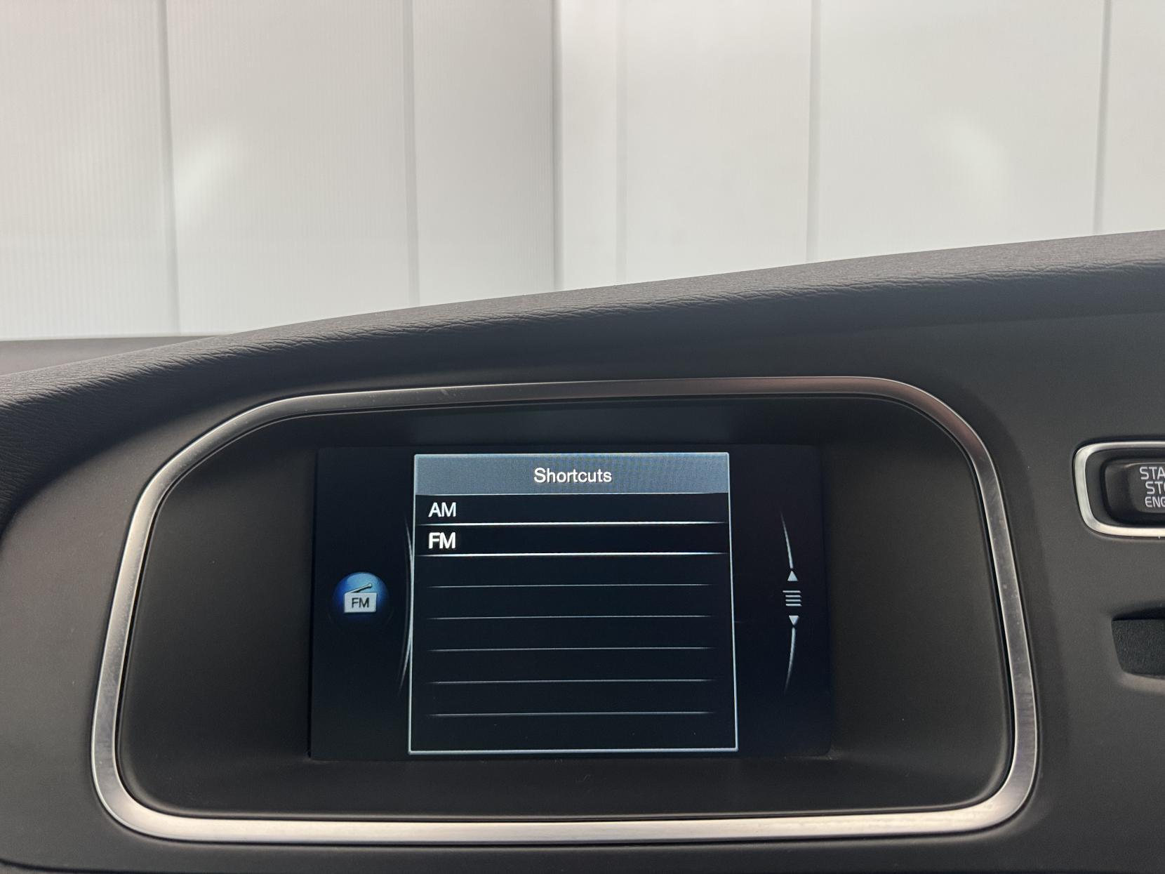 Volvo V40 view 71
