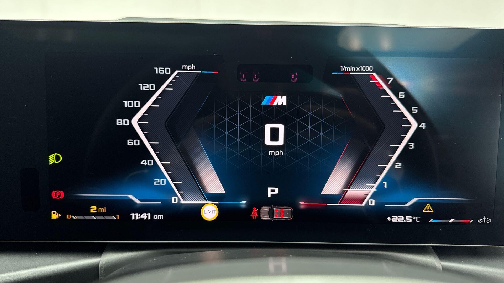 BMW 3 Series view 9