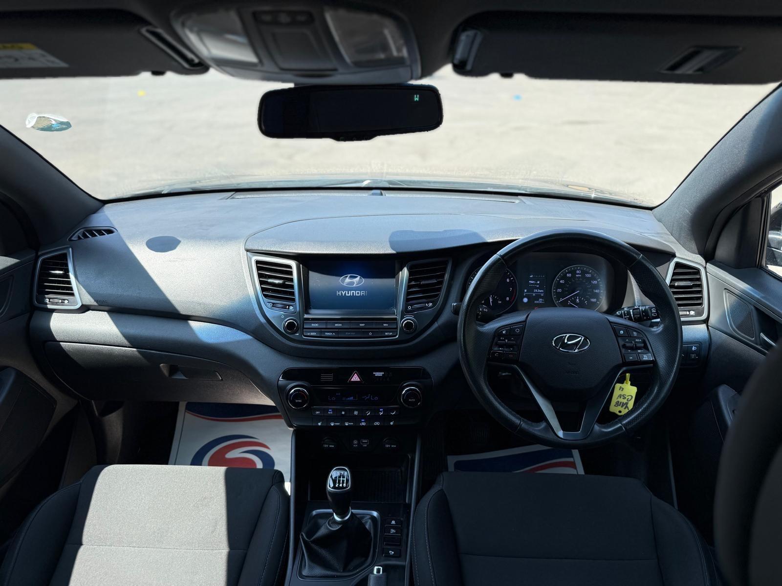 Hyundai Tucson view 25