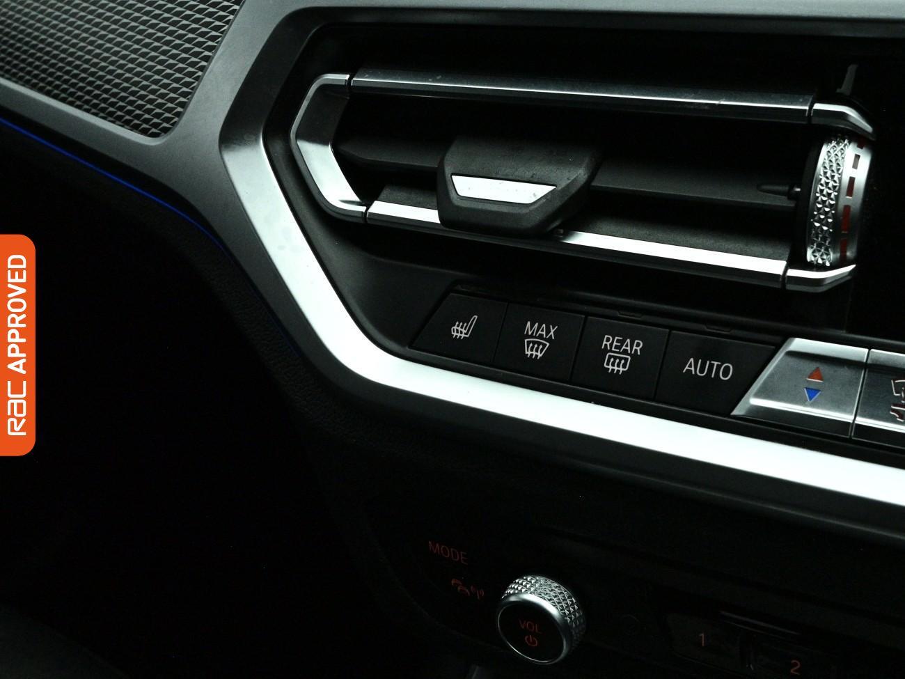 BMW 3 Series view 18