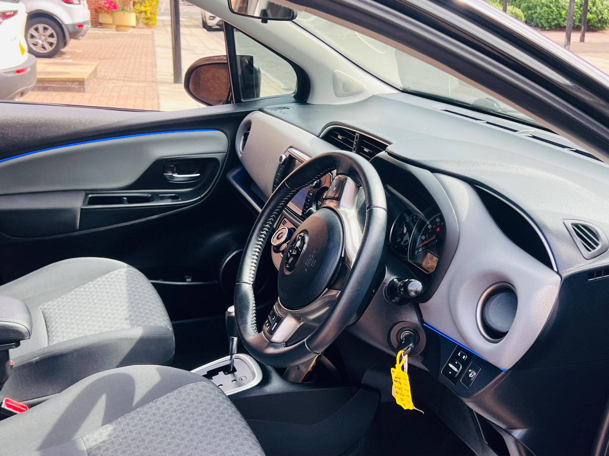 Toyota Yaris view 27