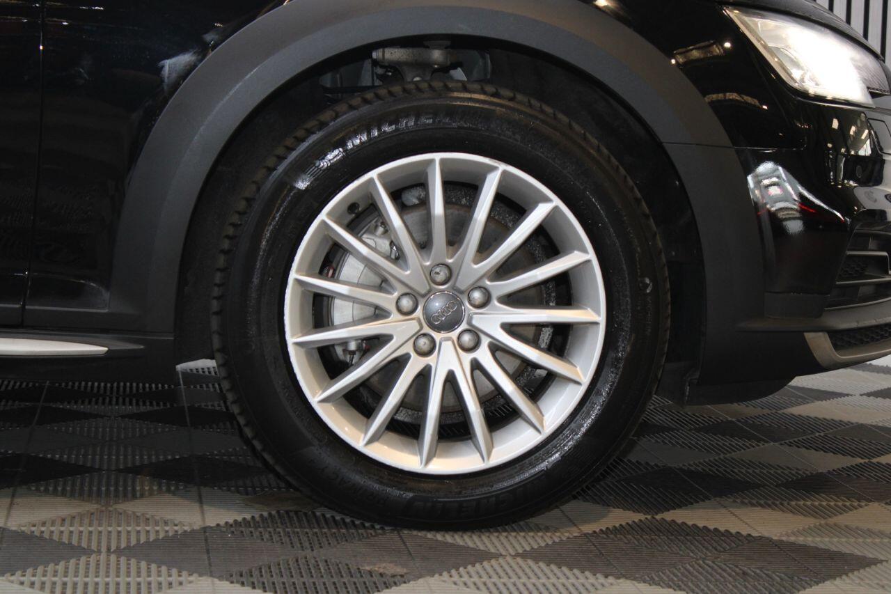 Audi A4 view 10