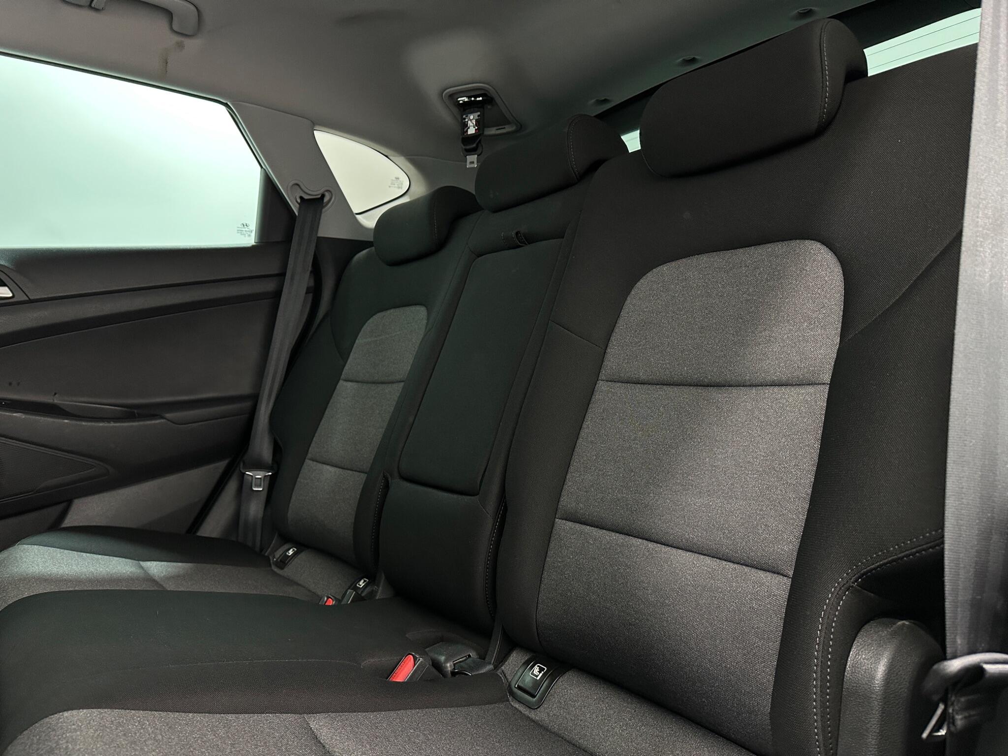 Hyundai Tucson view 38