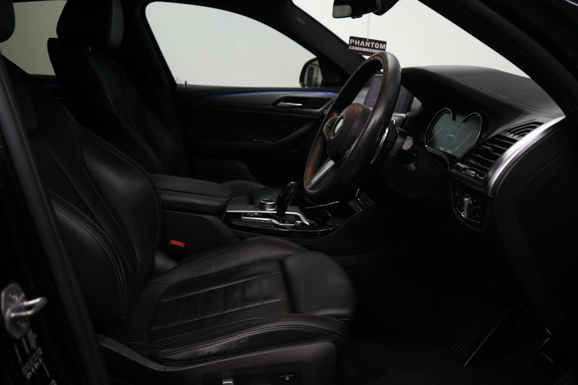 BMW X4 view 16