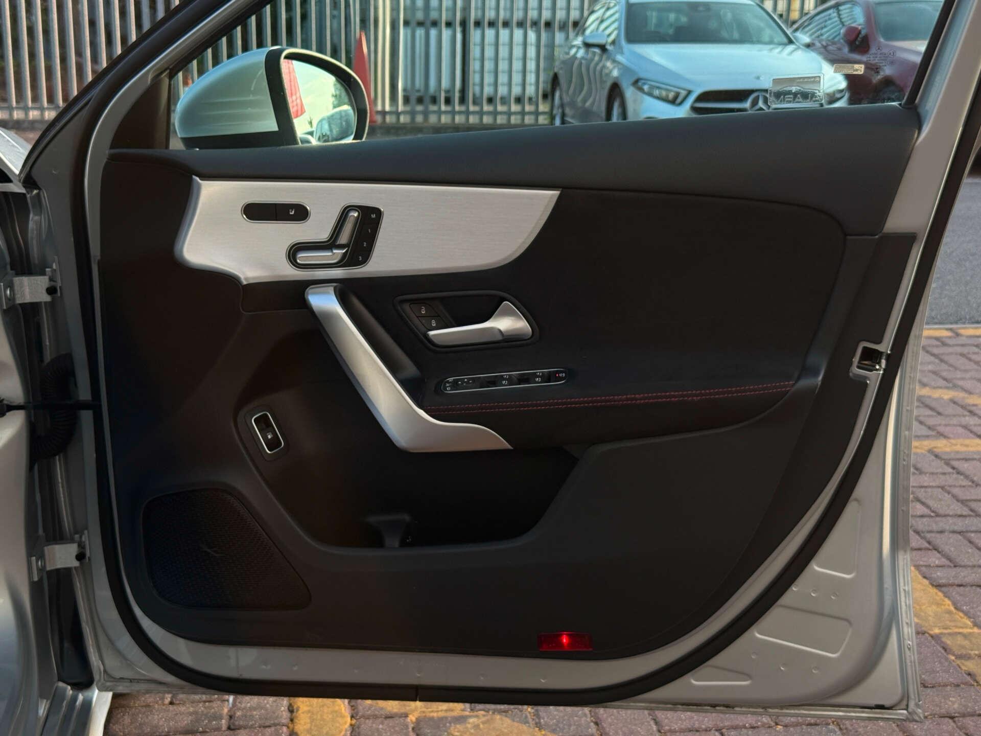 Mercedes-Benz A Class view 21
