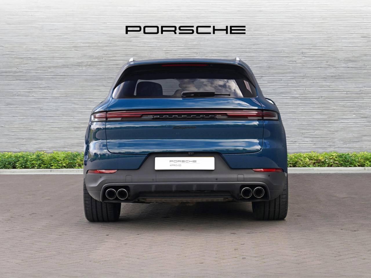 Porsche Cayenne view 6