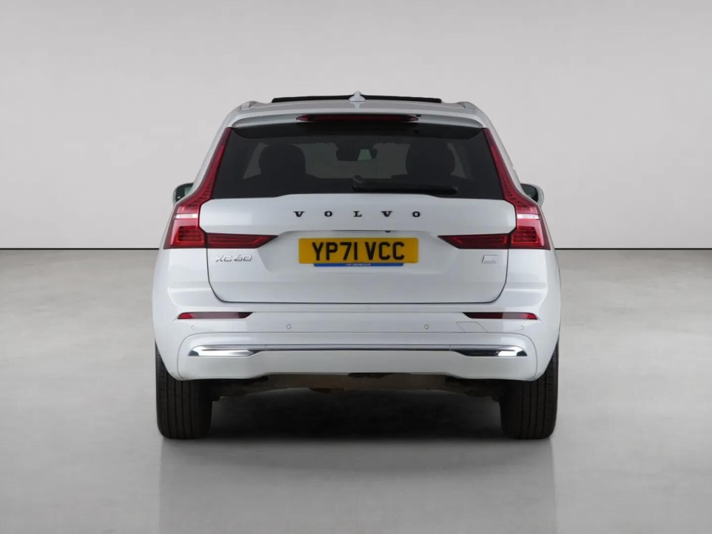 Volvo XC60 view 7