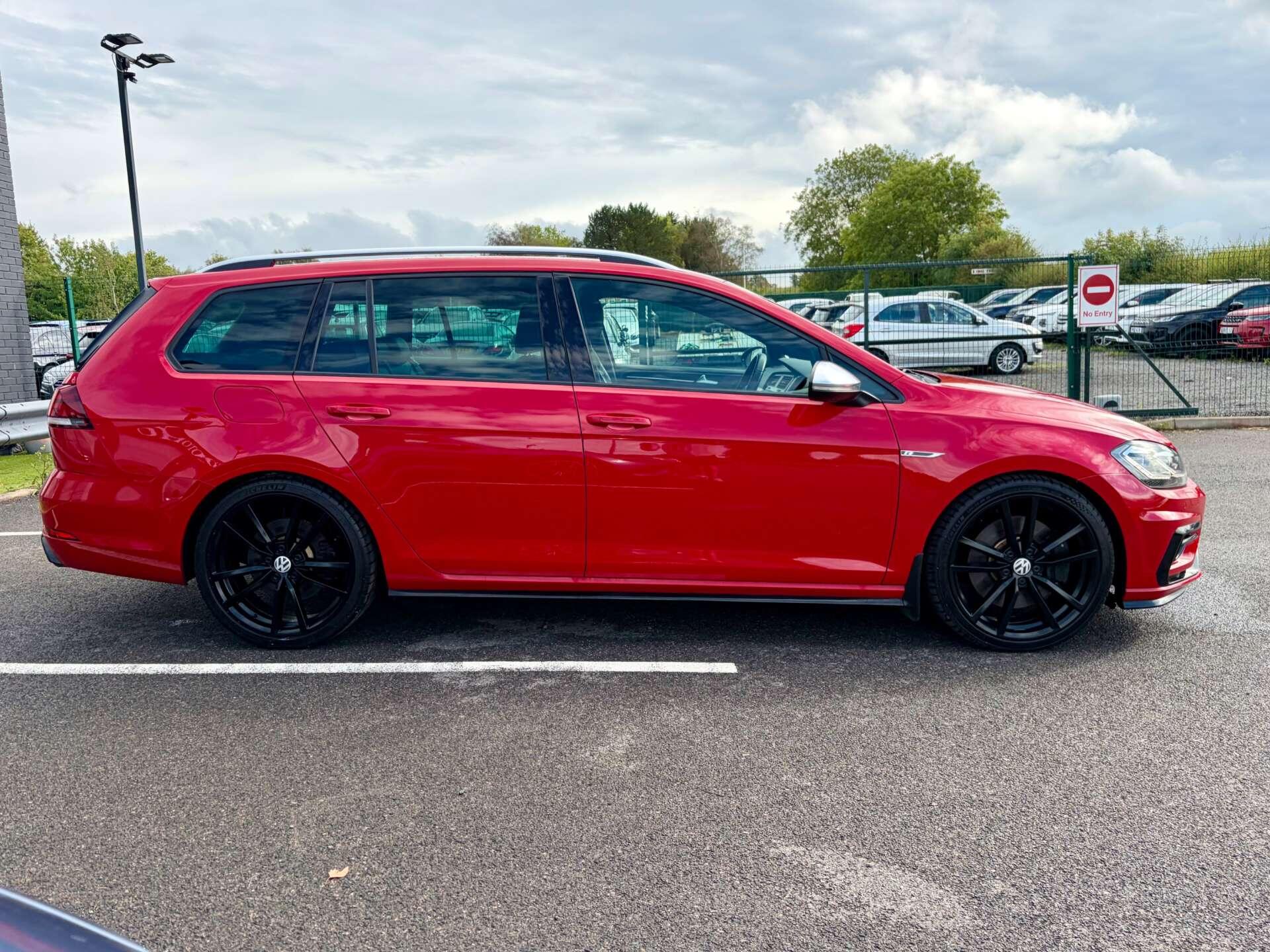 Volkswagen Golf view 9