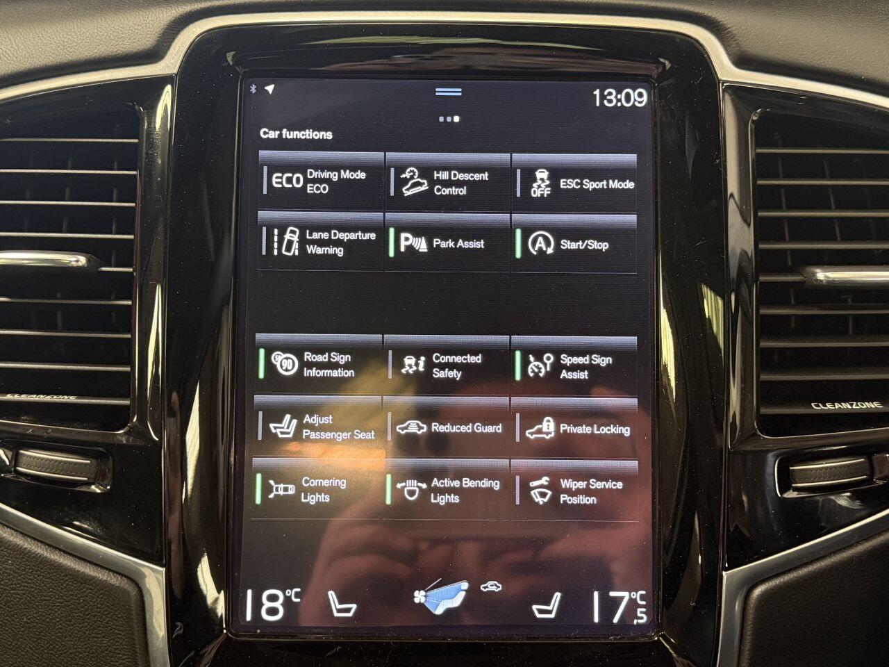 Volvo XC90 view 51