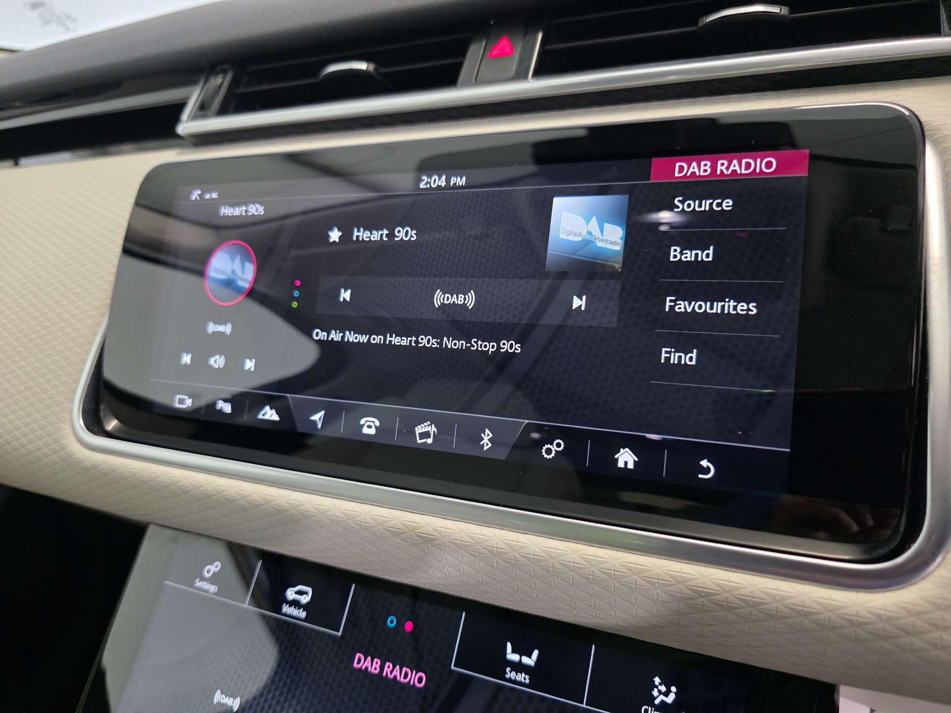 Land Rover Range Rover Velar view 46