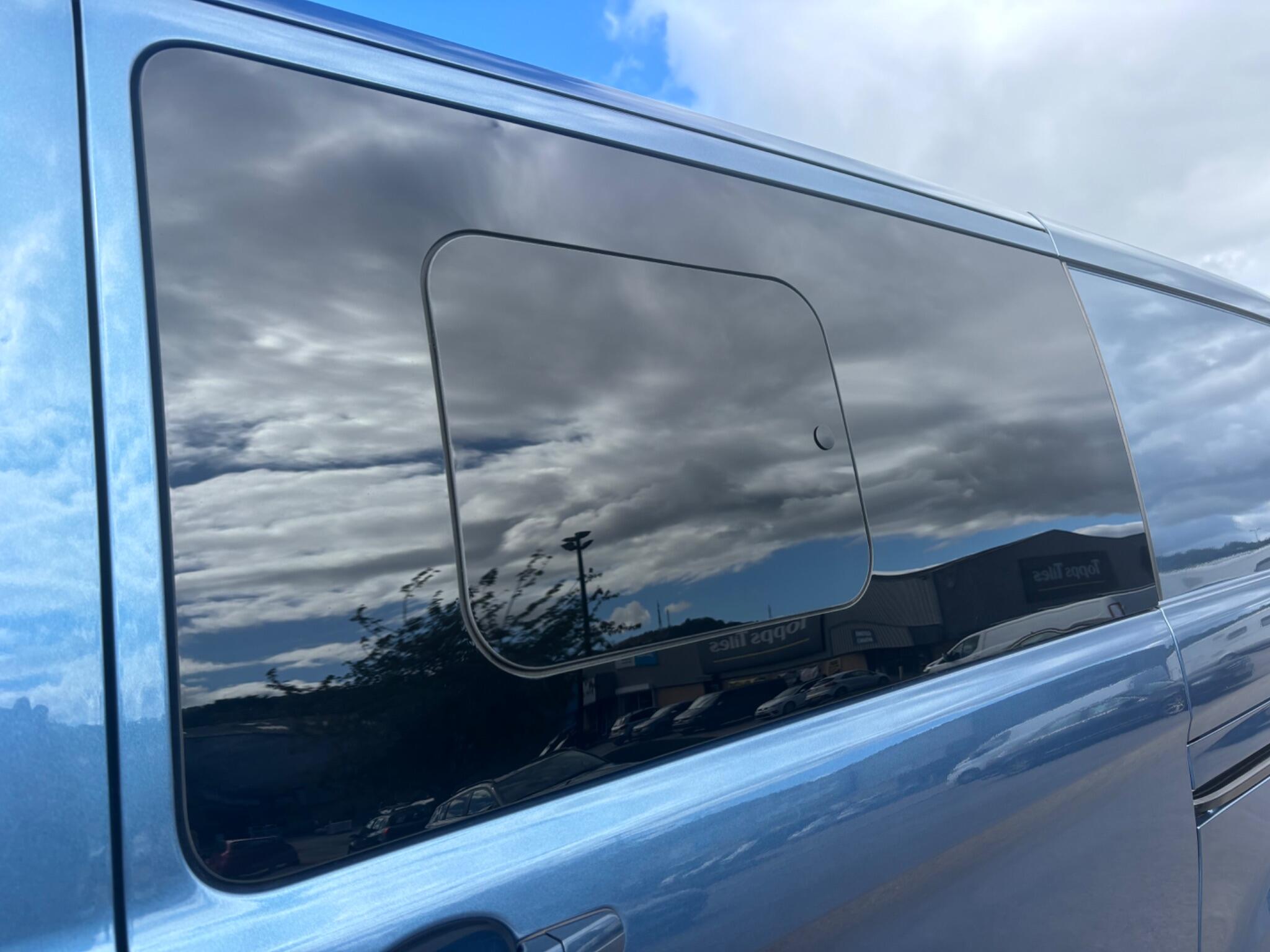 Ford Transit Custom view 51
