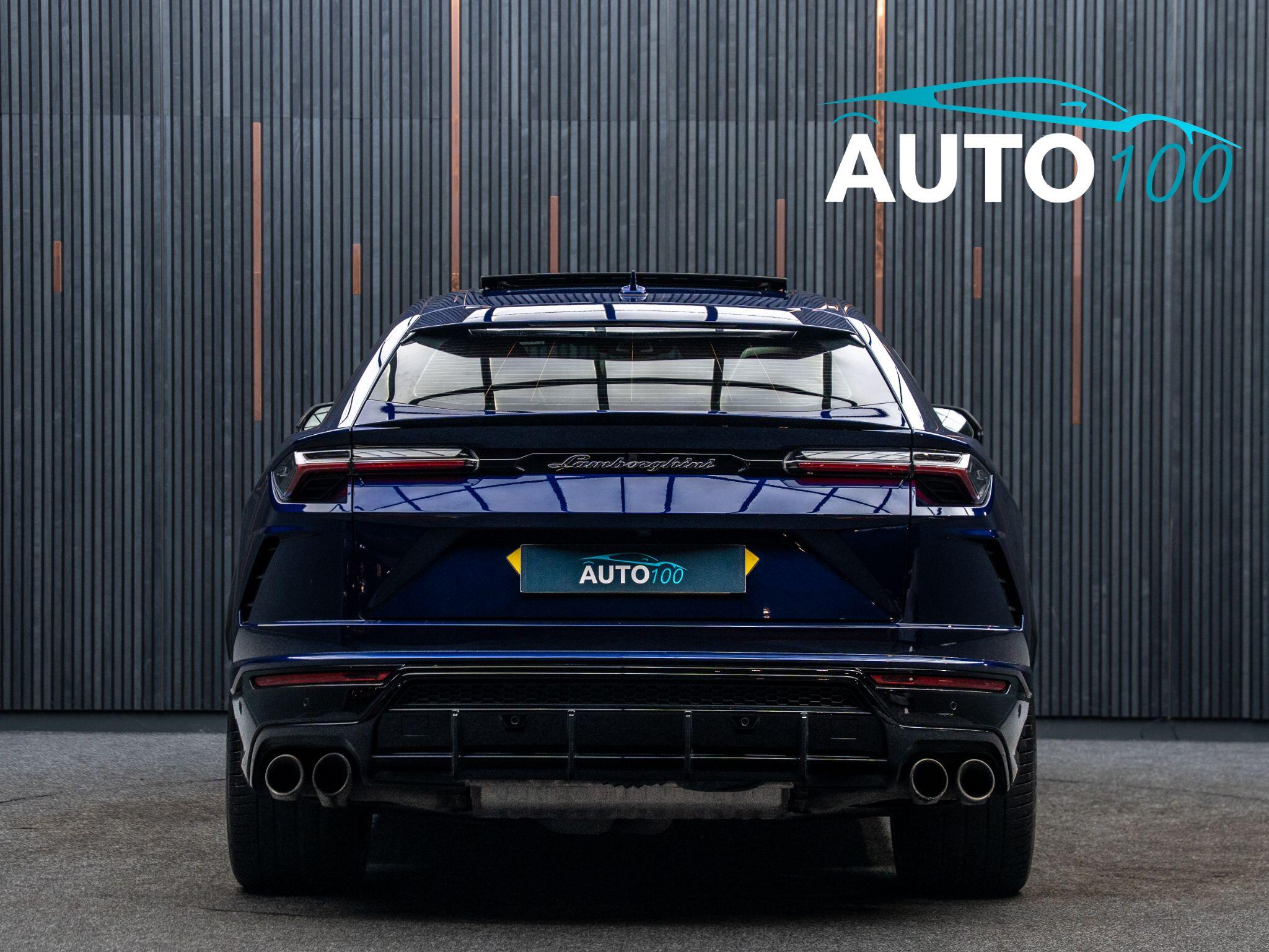 Lamborghini Urus view 23