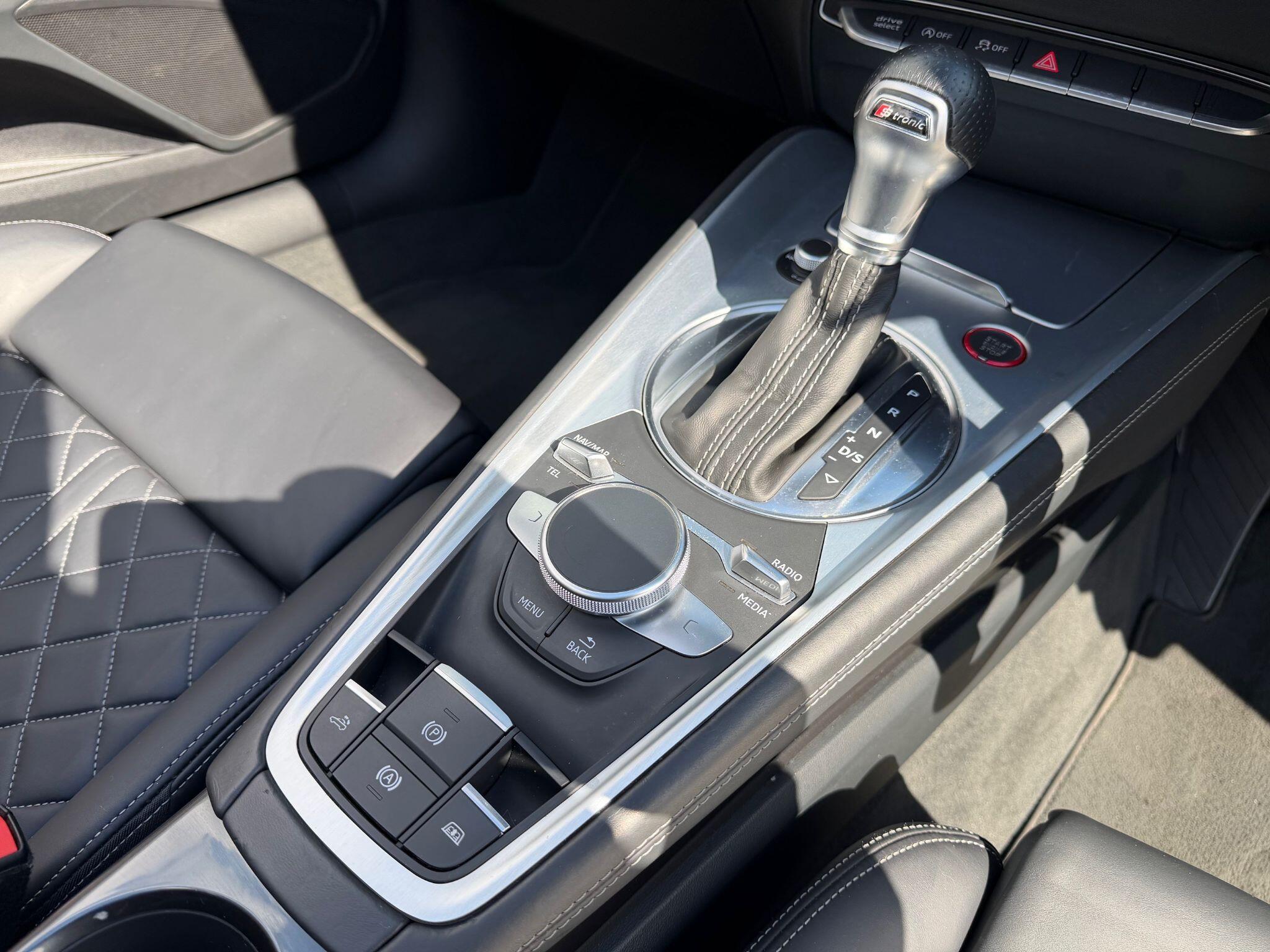 Audi Audi TTS view 16