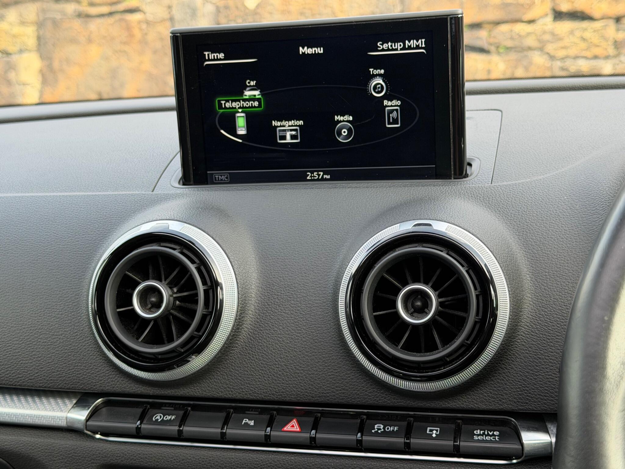 Audi RS3 view 34