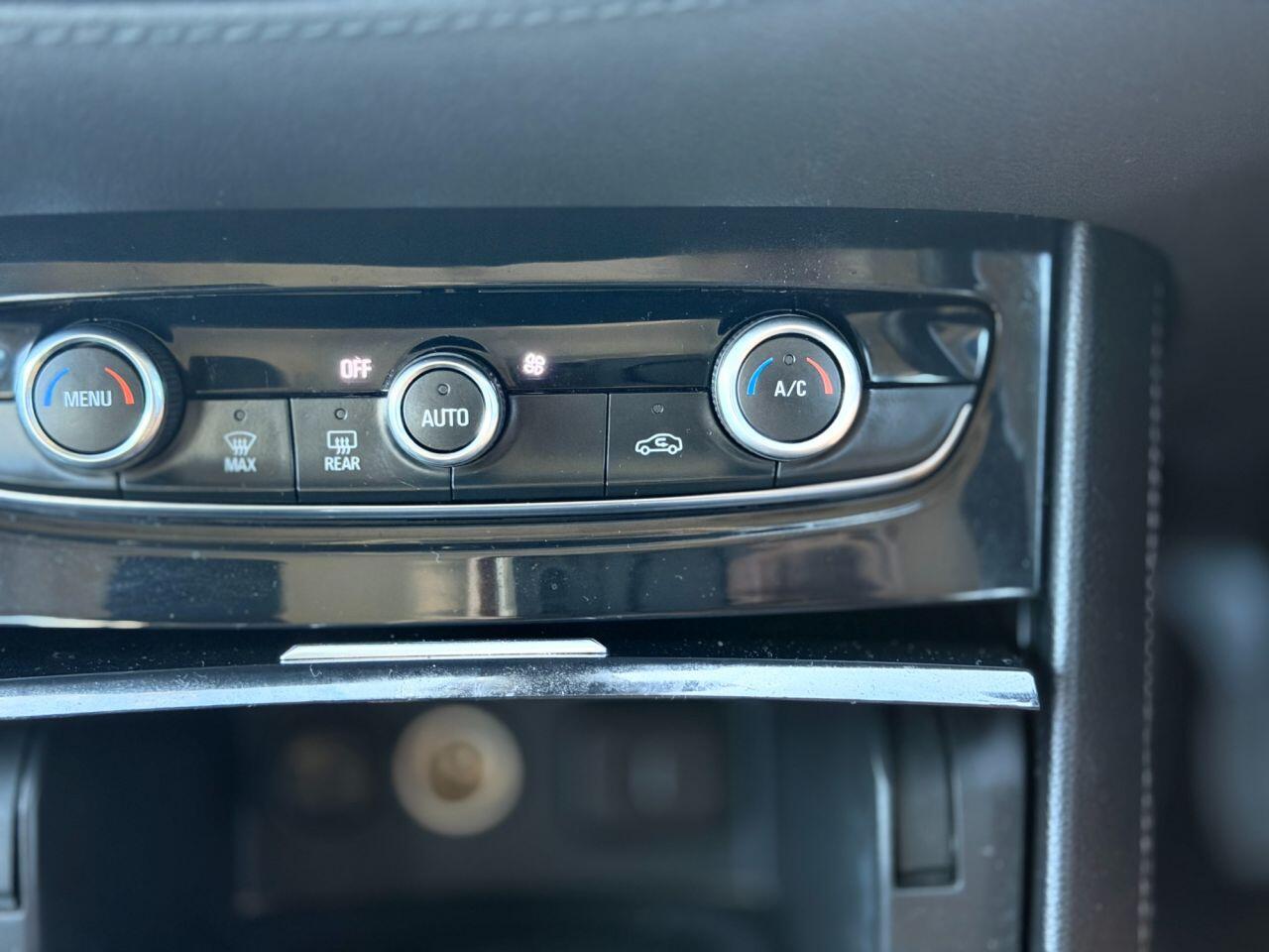 Vauxhall Grandland X view 77