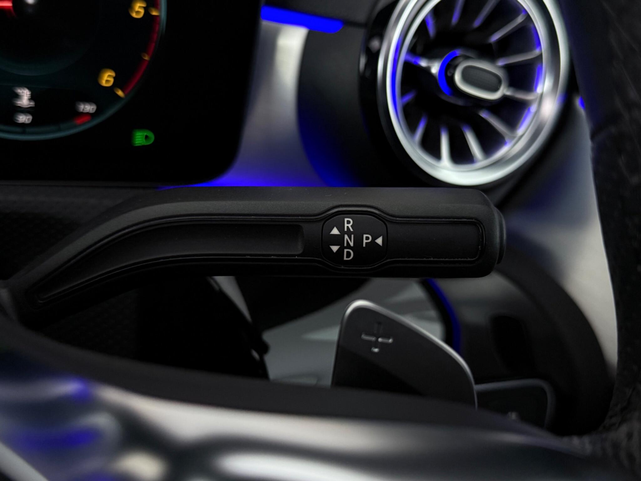 Mercedes-Benz Cla view 18