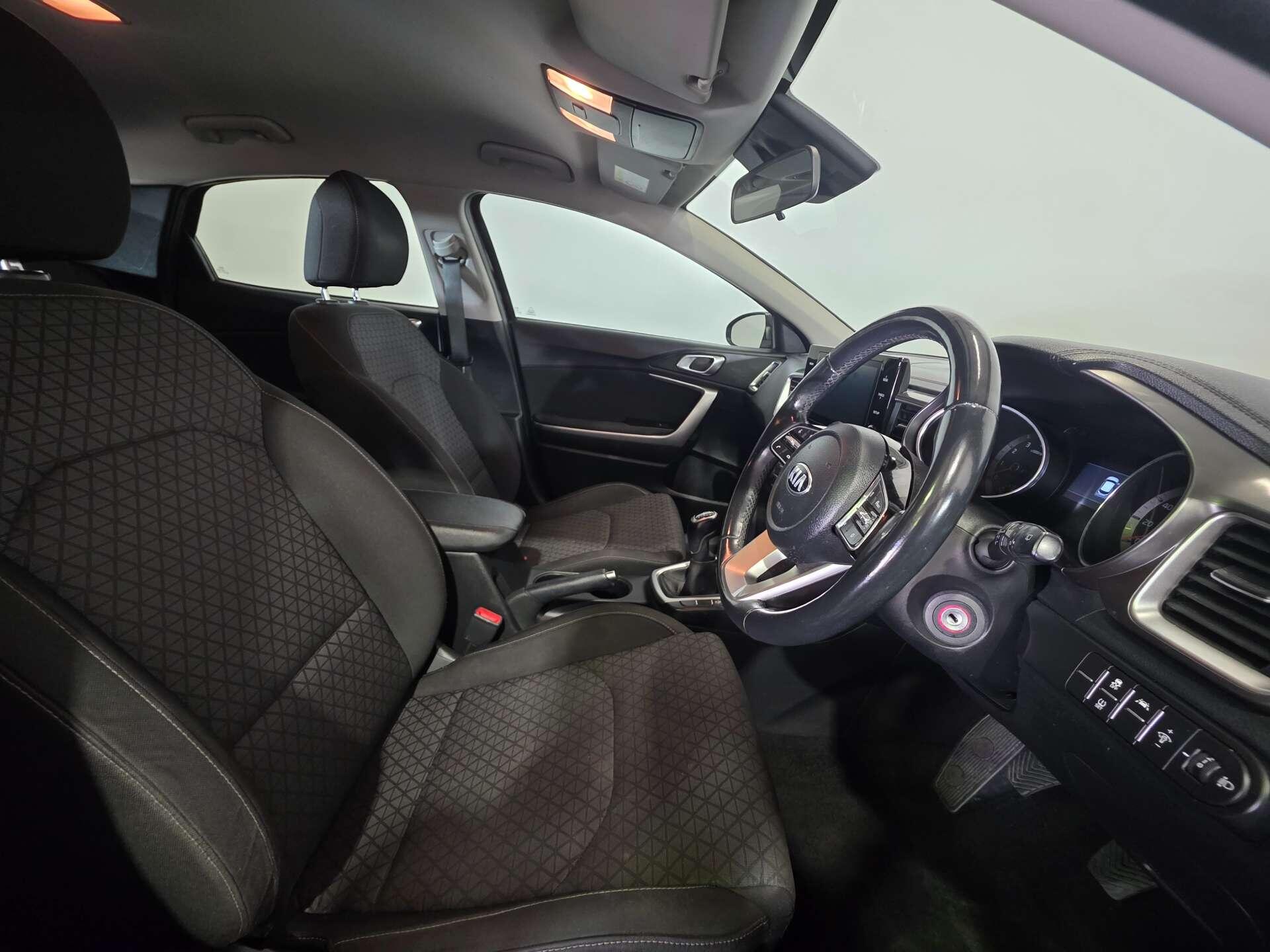 Kia Xceed view 11