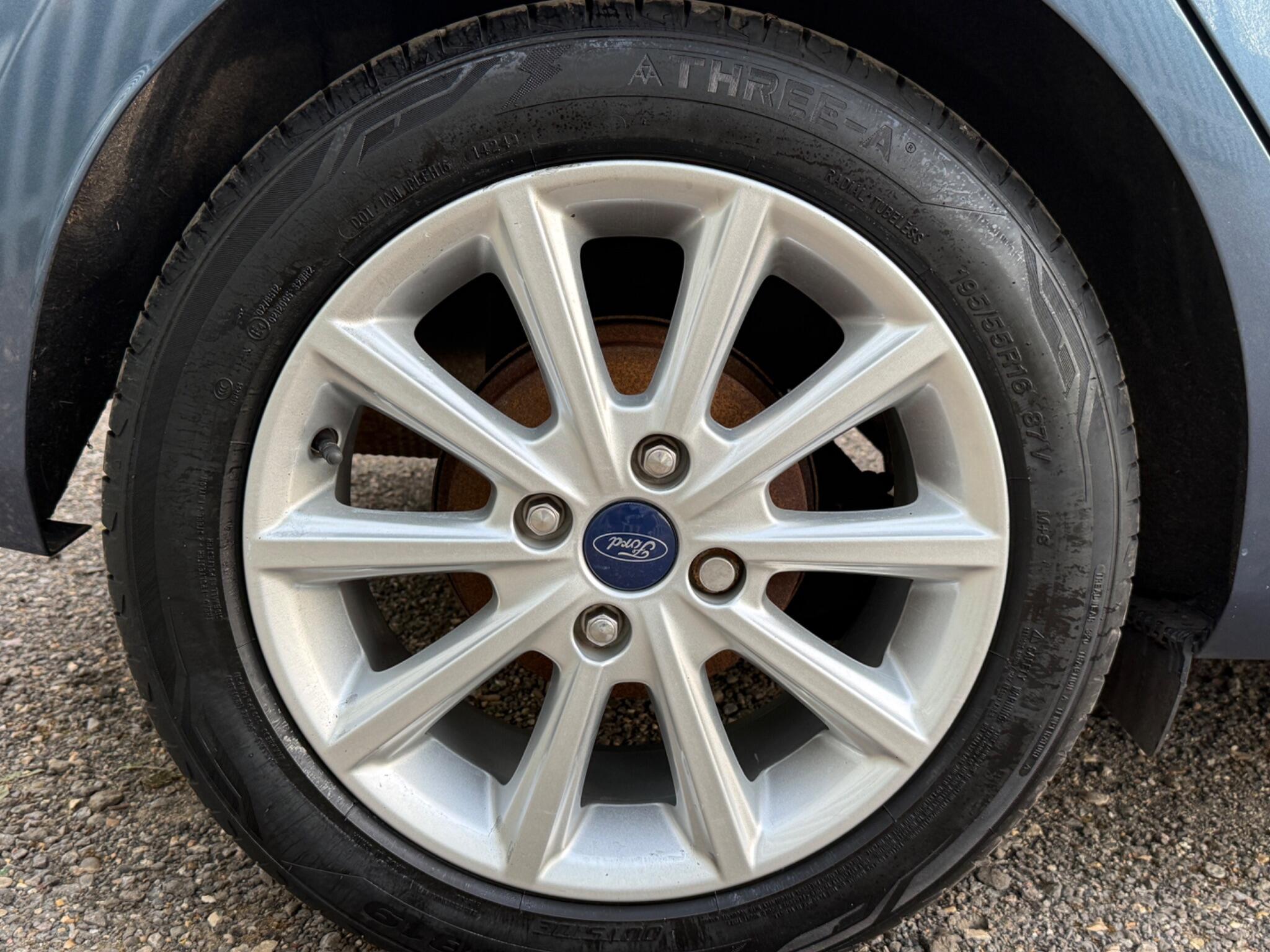 2019 Ford Fiesta image 31