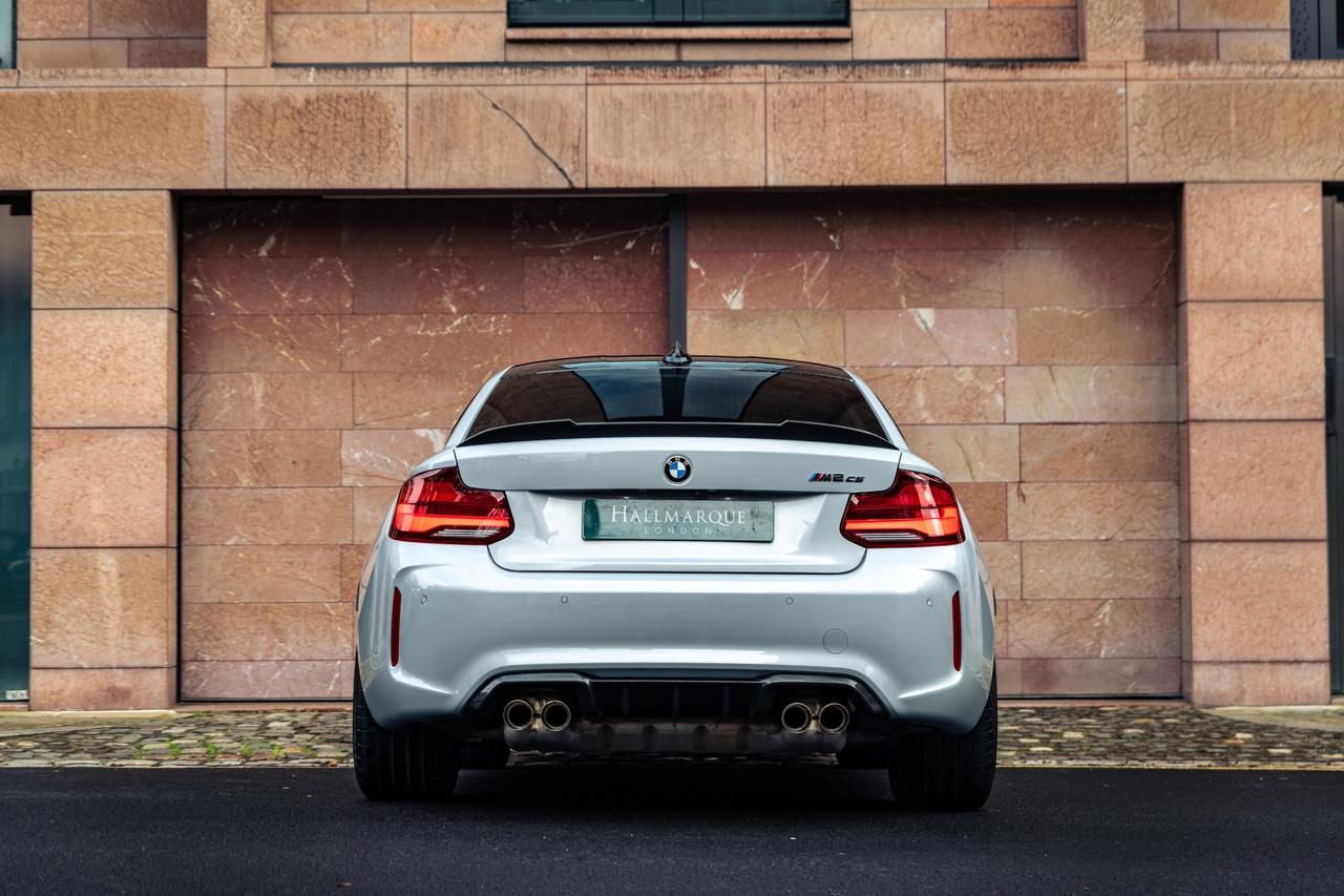 BMW M2 view 8