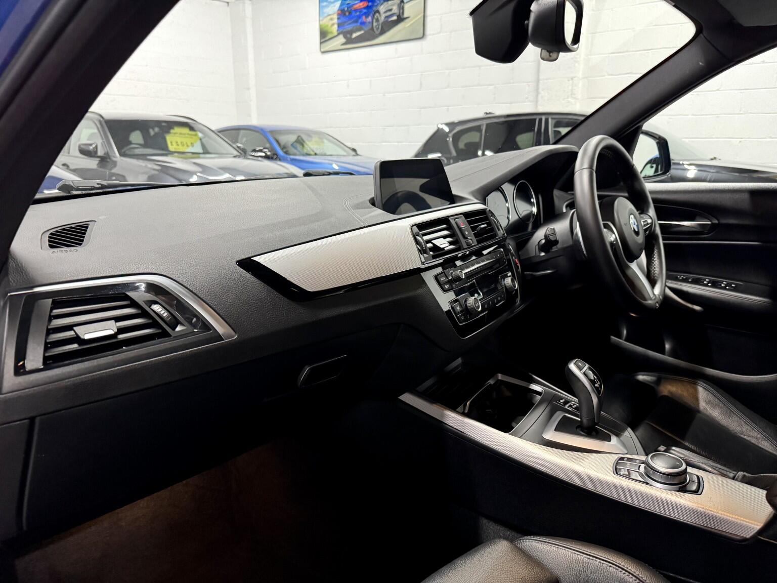 BMW 1 Series view 10