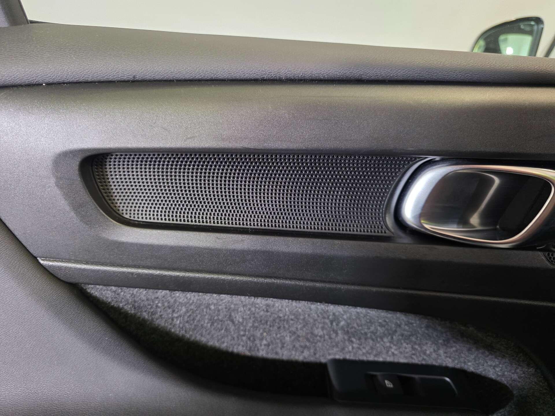 Volvo XC40 view 44