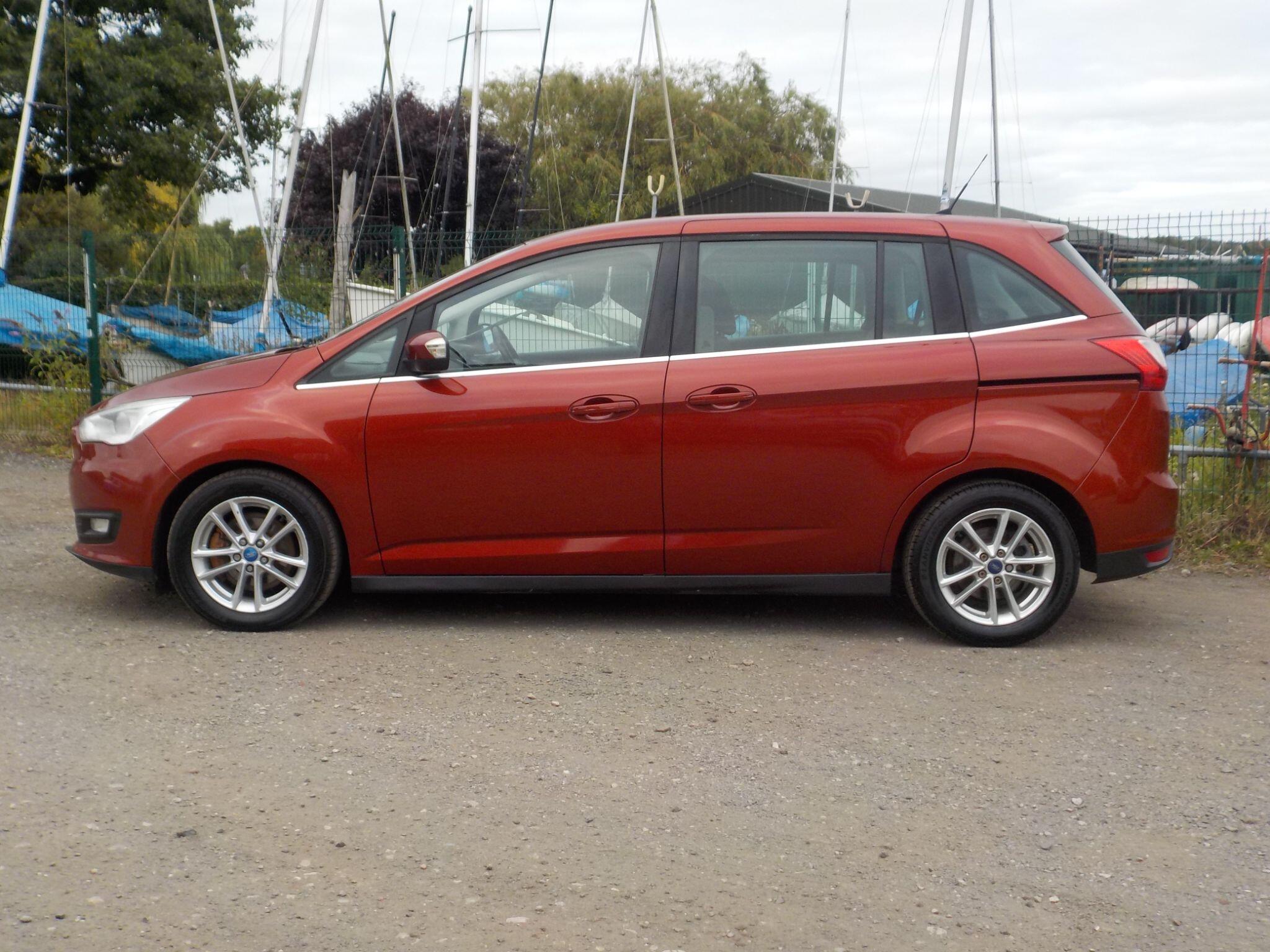 Ford Grand C-Max 1.5 TDCi Zetec Euro 6 (s/s) 5dr