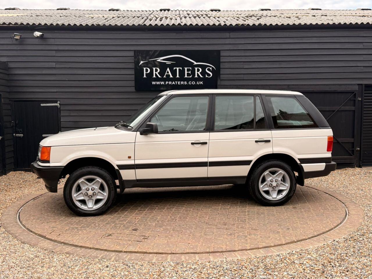 Land Rover Range Rover view 18