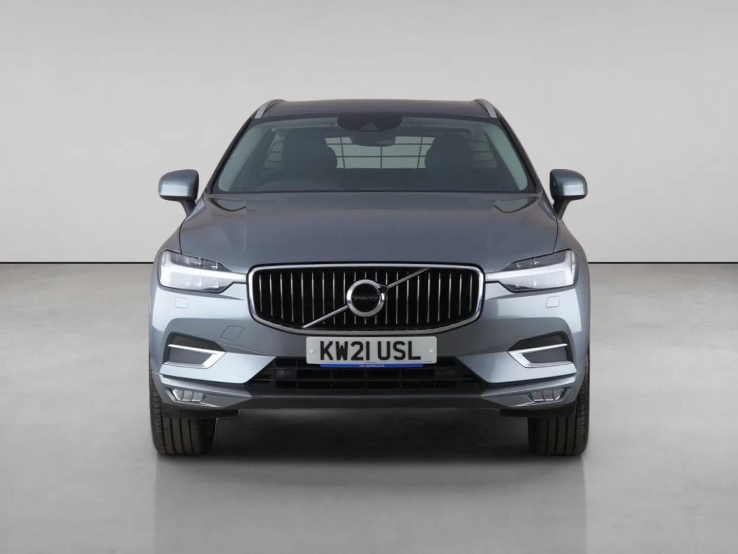 Volvo XC60 view 5