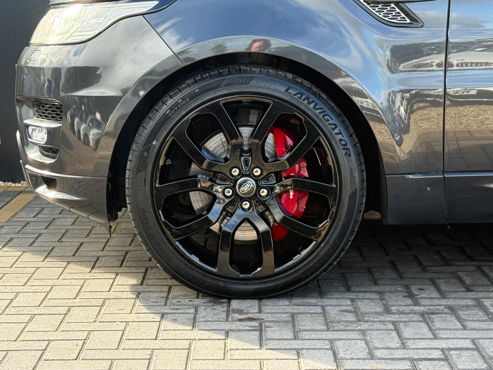 Land Rover Range Rover Sport view 11