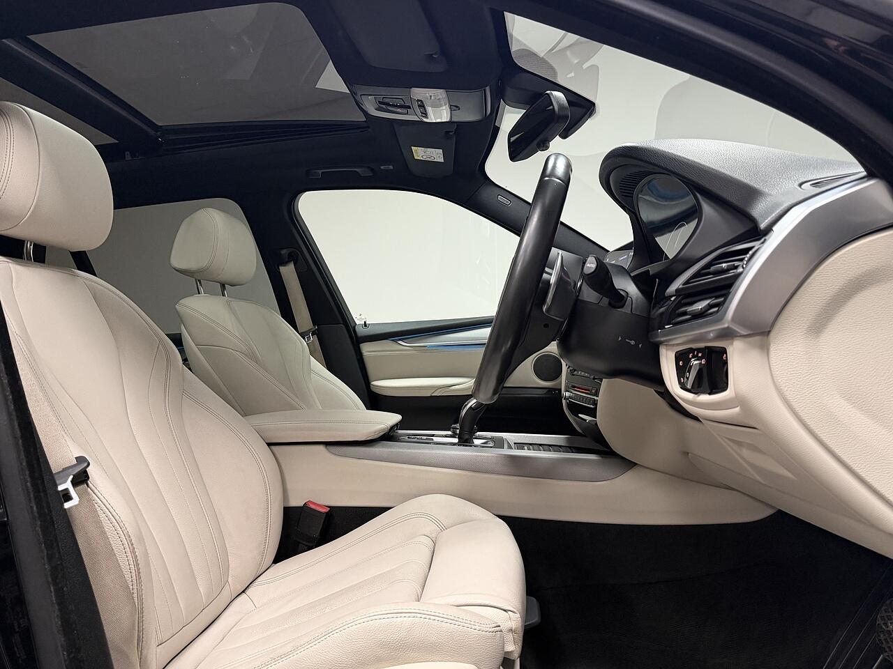 BMW X5 view 17