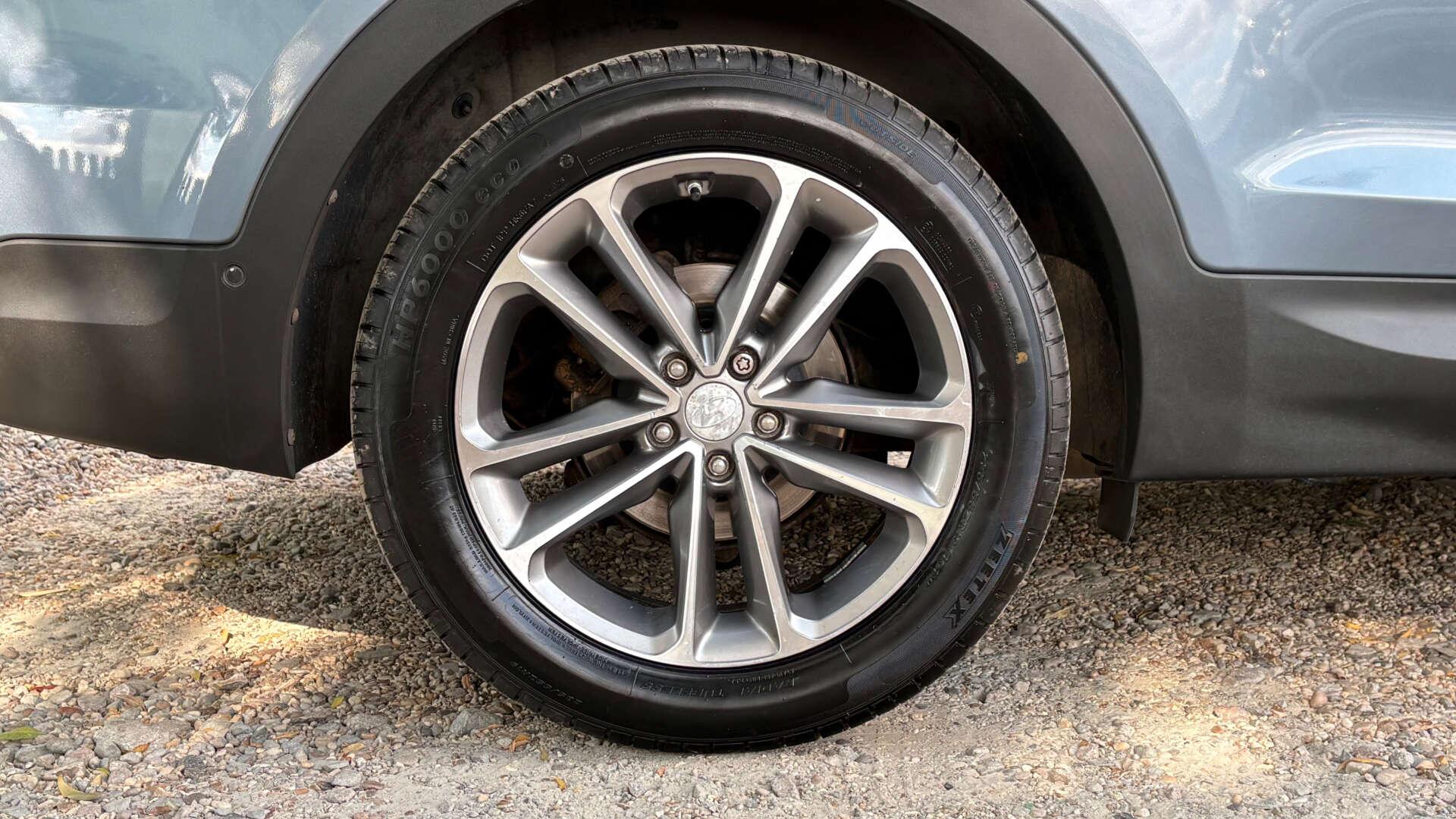 Hyundai Santa Fe view 42