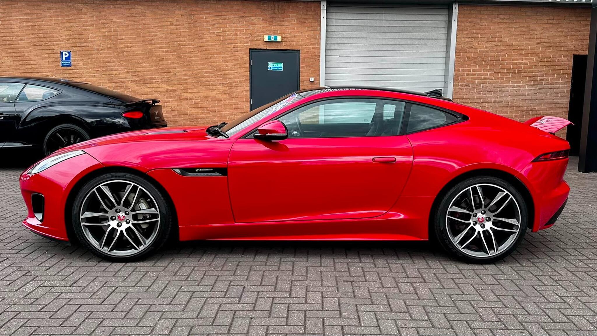 Jaguar F-Type view 14