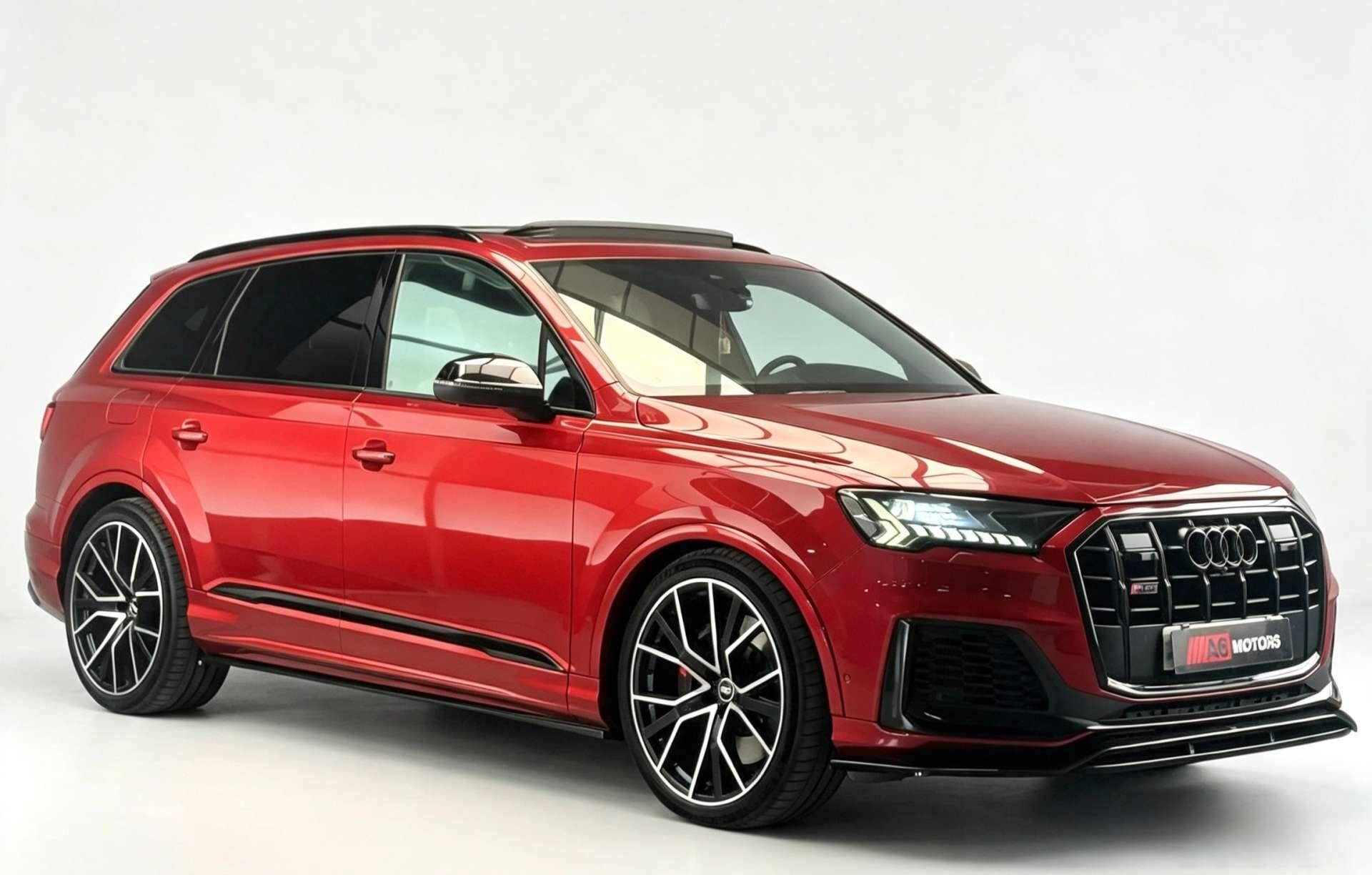 Audi SQ7 view 5