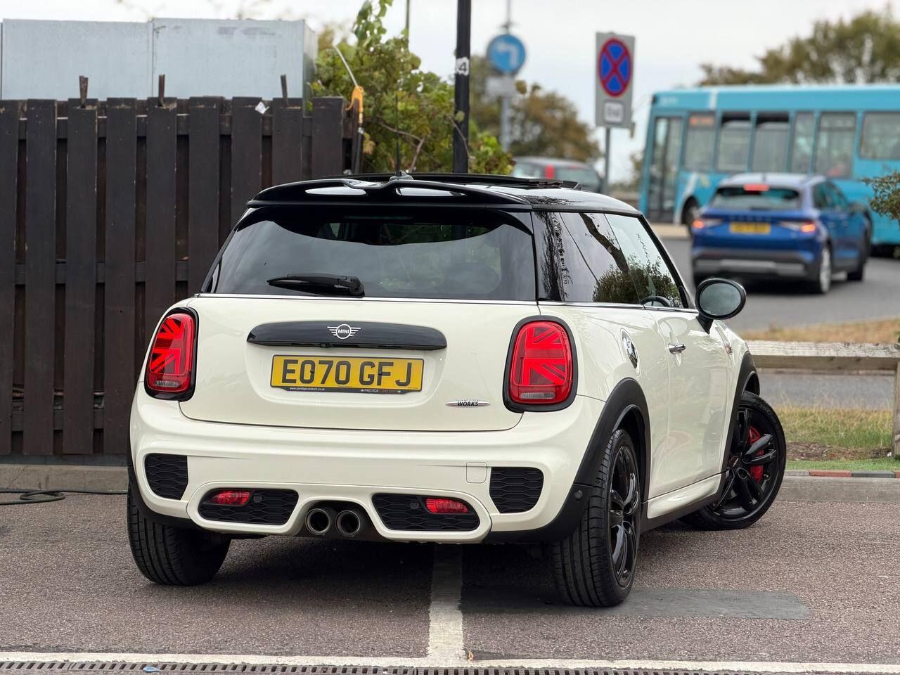 Mini Cooper view 41