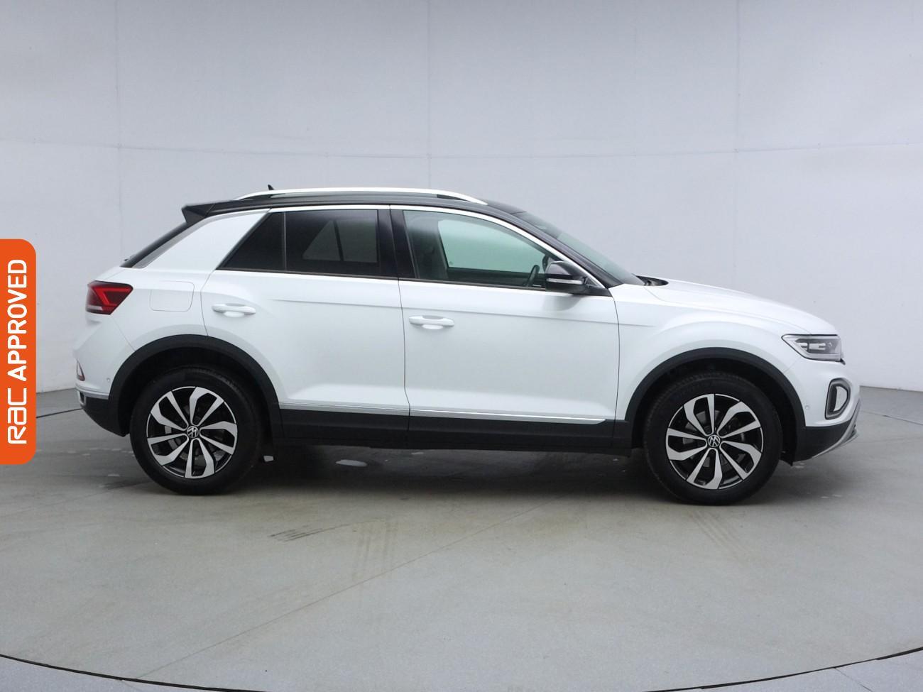Volkswagen T-Roc view 6