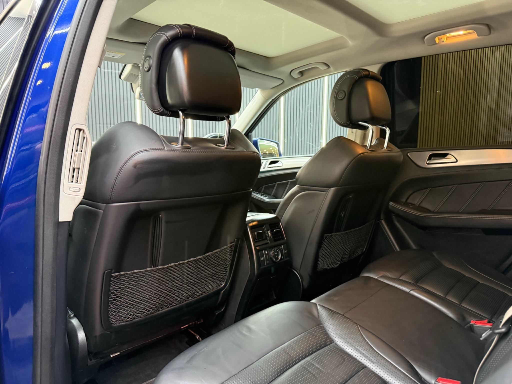 Mercedes-Benz Gle view 28