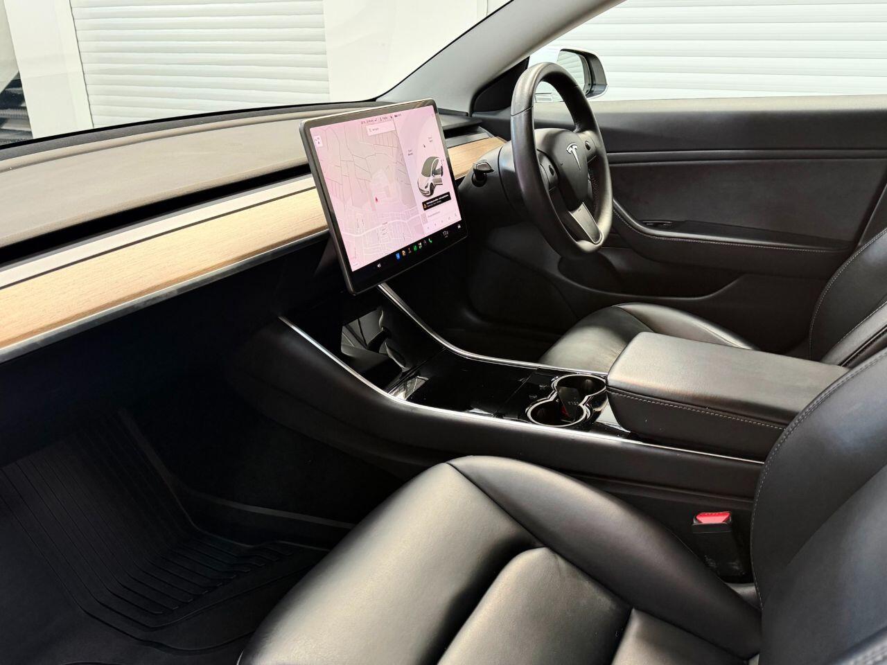 Tesla Model 3 view 5