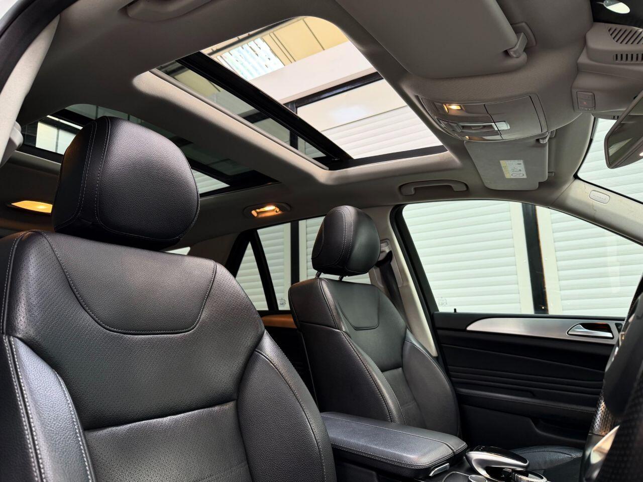 Mercedes-Benz Gle view 26