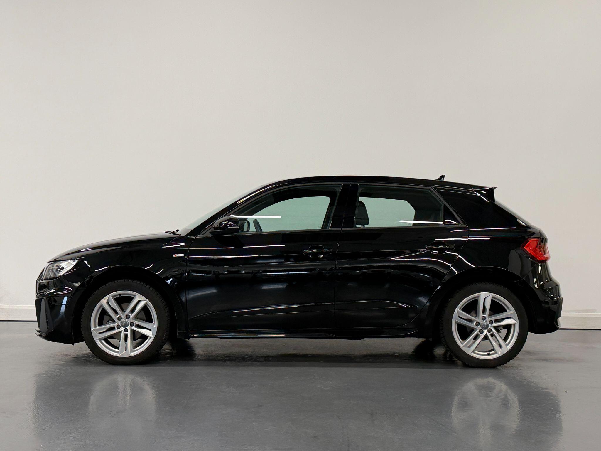 Audi A1 view 4